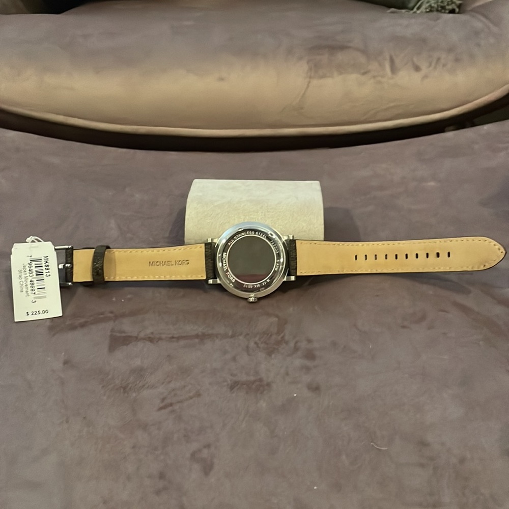 Michael Kors watch - Picture 3 of 4